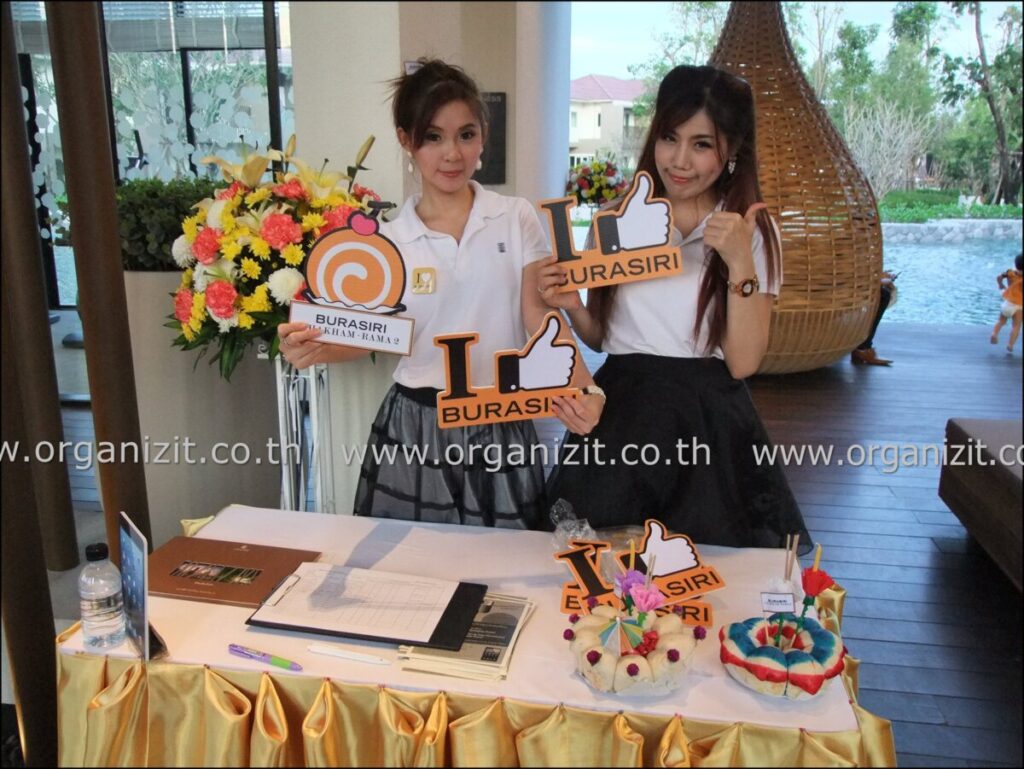 จัดงานอีเว้นท์ เทศกาลลอยกระทง โครงการ BURASIRI